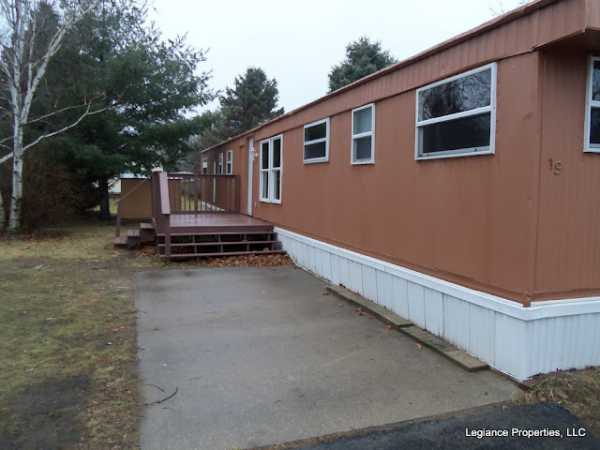 3920 HALL AVENUE, UNIT #19, Marinette, WI 54143 