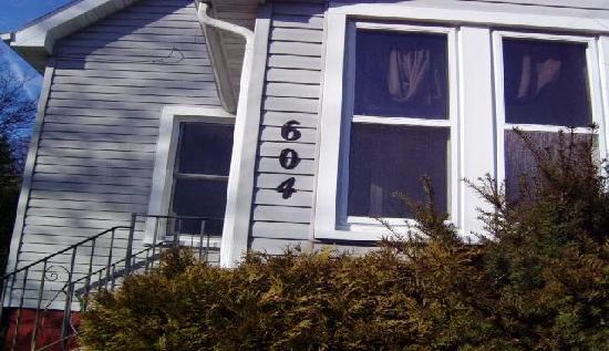 604 14th Avenue, Green Bay, WI 54303 
