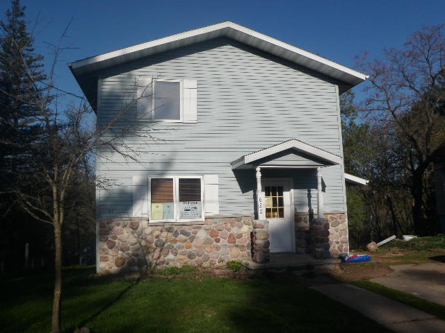 620 S WASHINGTON ST, WAUPACA, WI 54981 