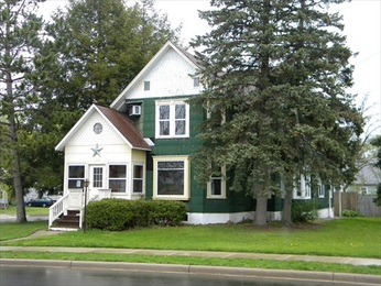 1102 Woodard Ave, Tomah, WI 54660 