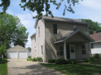 209 S Douglas St, Appleton, WI 54914 