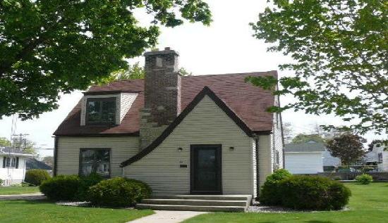 11 Johnson Street, Waupun, WI 53963 