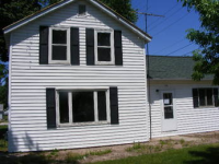 216 E Wisconsin St, Weyauwega, WI 54983 