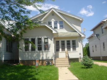 5218-5220 W Greenfield Avenue, West Milwaukee, WI 53214 