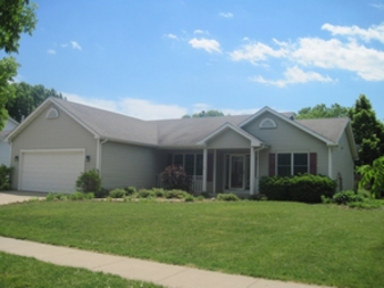 1913 12th Pl, Kenosha, WI 53140 