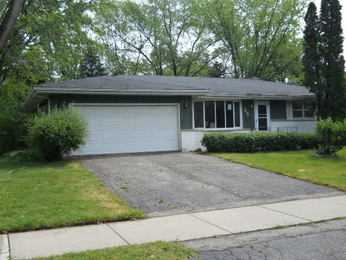 25 St Albans Ave, Madison, WI 53714 