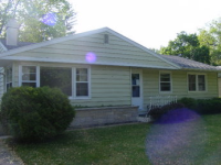 1703 Northpoint St, Oshkosh, WI 54901 