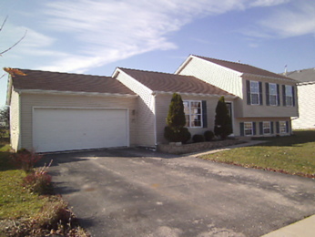 677 Bluebill Lane, Genoa City, WI 53128 