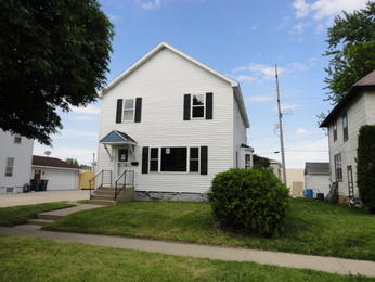 302 Parallel St, Beaver Dam, WI 53916 