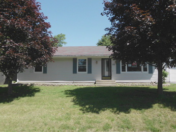 20 Southeastern Ct, Genoa City, WI 53128 