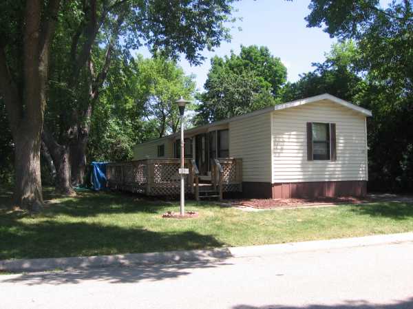 7801 88th #23, Pleasant Prairie, WI 53158 