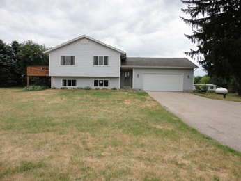 W6611 Cty Hwy P, Wyocena, WI 53954 