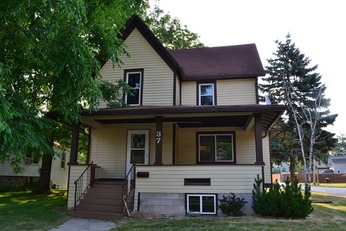 37 S Bell St, Fond Du Lac, WI 54935 