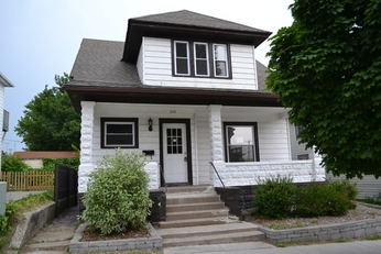 328 Wisconsin Ave, Sheboygan, WI 53081 