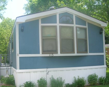 473 E Geneva #113, Elkhorn, WI 53121 