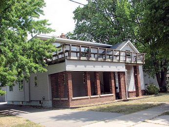 1900 E Newberry St, Appleton, WI 54915 