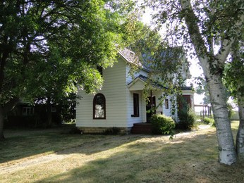 459 N Leonard St, West Salem, WI 54669 