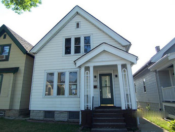 2470 South 28th Str, Milwaukee, WI 53215 