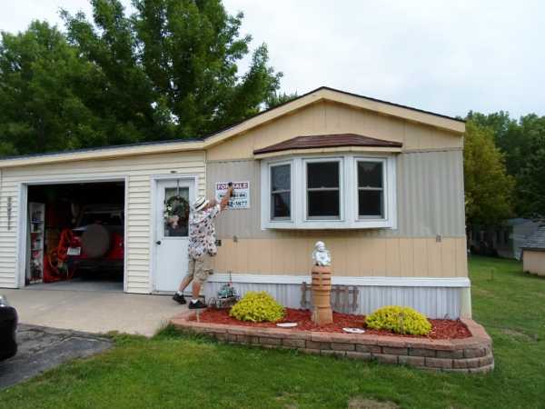 402 Patricia Lane, Beaver Dam, WI 53916 
