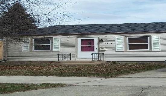 2904 Dwight Street, Racine, WI 53403 