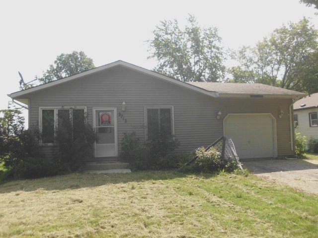 2712  TILDEN AVE, DELAVAN, WI 53115 