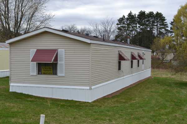 322 South East Street, New Auburn, WI 54727 