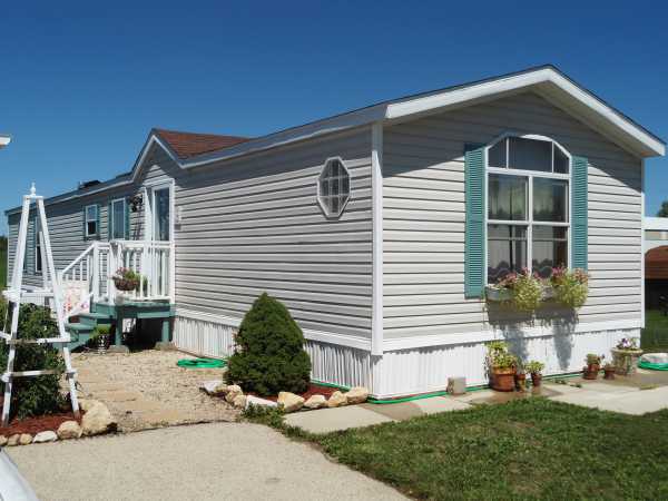 208 Manor Hill Dr, Eden, WI 53019 