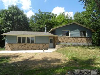 S1049a Smith Rd, La Valle, WI 53941 