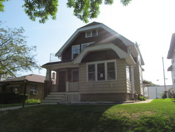 4234 4236 N 13th St, Milwaukee, WI 53209 