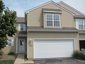 1400 Hunters Ridge Dr  Unit #79, Genoa, WI 53128 