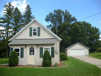 N4826 Main Street, Krakow, WI 54137 