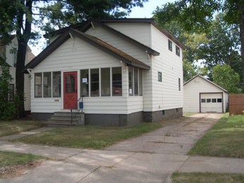 812 S 10th Ave, Wausau, WI 54401 