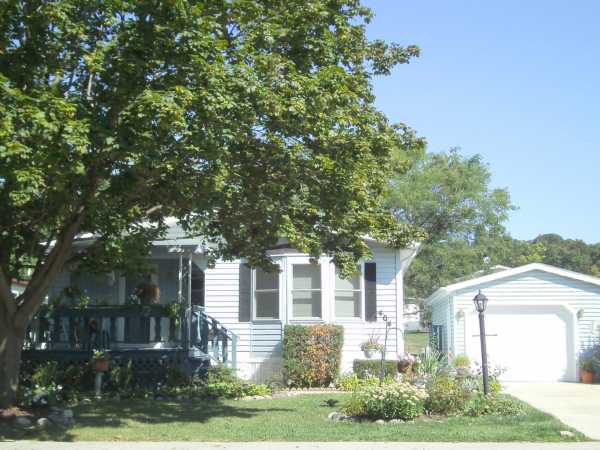404 Oak Lodge Road, Waterford, WI 53185 