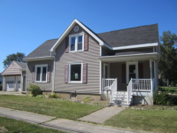 219 North 8th St, De Pere, WI 54115 