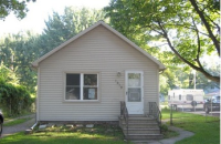 1319 E Walnut St, Green Bay, WI 54301 