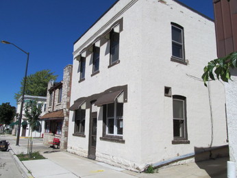 1104 S 60th Street, Milwaukee, WI 53214 