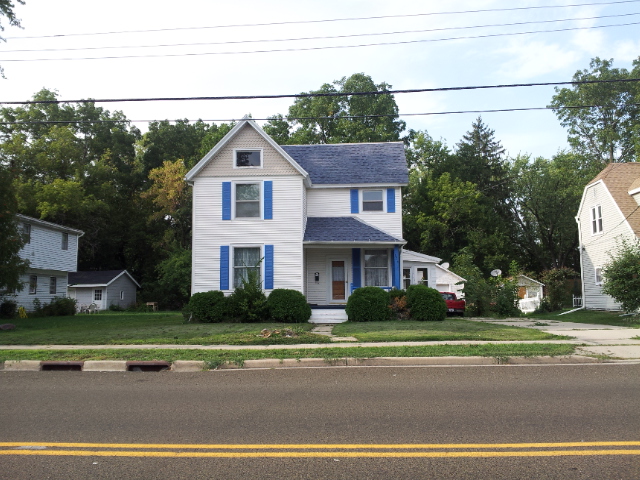 126  WINDSOR ST, SUN PRAIRIE, WI 53590 