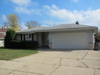 6036 S Robert Ave, Cudahy, WI 53110 