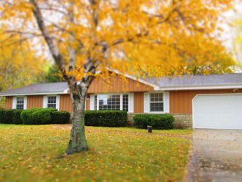 12942 N Phillip Dr, Mequon, WI 53097 