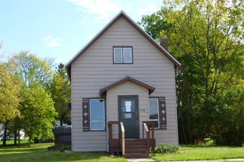 720 Gilman St, Stanley, WI 54768 