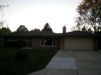 1259 N 117th St, Wauwatosa, WI 53226 