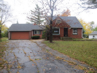 1509 S Ridgeway Rd, New Berlin, WI 53146 