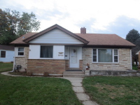 5703 N Witte Lane, Glendale, WI 53209 