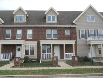 22 S Gardens Way, Fitchburg, WI 53711 