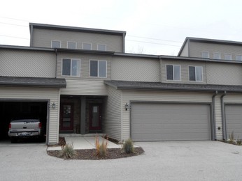 535 Knightsbridge Rd, Waunakee, WI 53597 