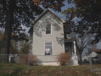 1528 Maple St, Racine, WI 53404 