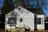 1234 Kentucky St, Racine, WI 53405 