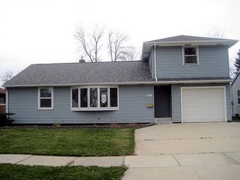 252 S Helen St, Kimberly, WI 54136 