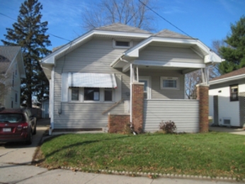 2608 Taylor Ave, Racine, WI 53403 