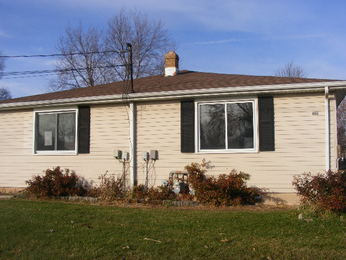 606-608 9th St, Menasha, WI 54952 